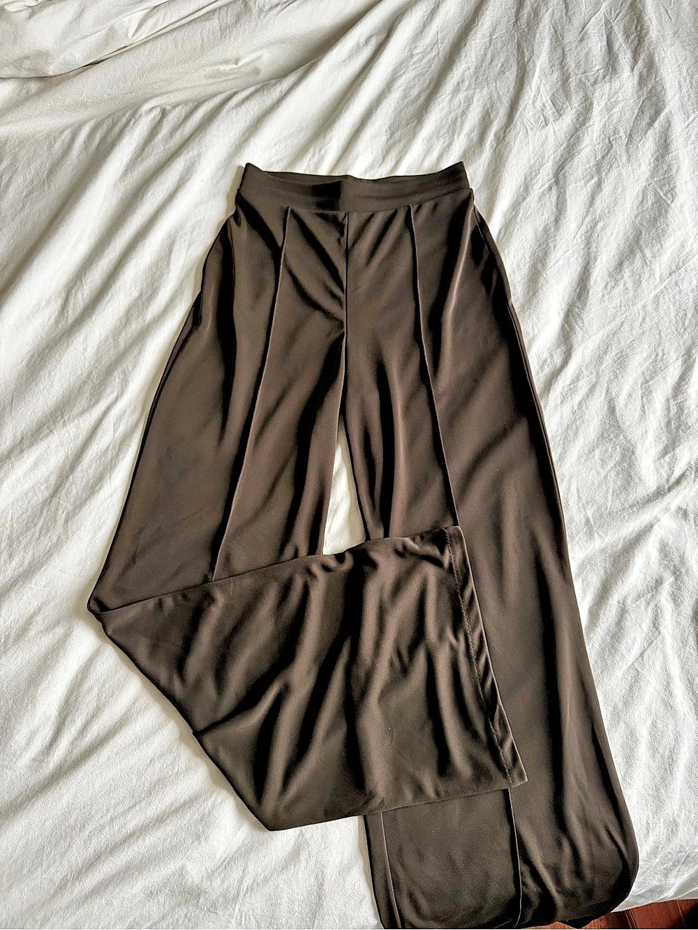 Straight Leg Pants in deep Olive Khaki